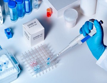 Ministro de Salud informa las 100 mil pruebas PCR ya est&aacute;n en el pa&iacute;s