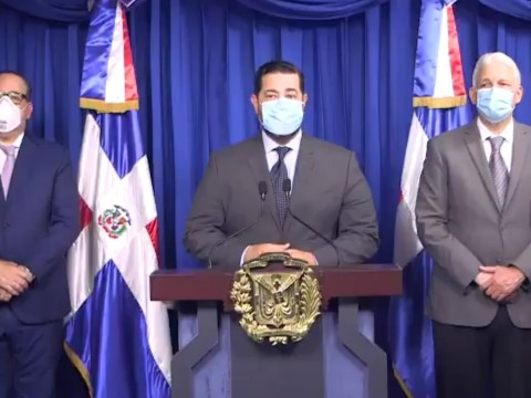 Por recomendaci&oacute;n del Comit&eacute; de Emergencia Sanitaria RD no pasar&aacute; a la FASE III de la desescalada 