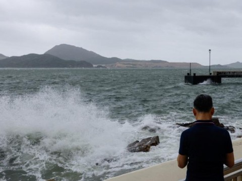 Unos 30,000 evacuados en el norte de Vietnam por el tif&oacute;n Talim