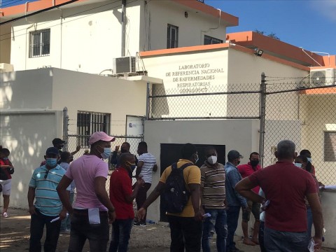 Abinader visitar&aacute; este viernes el Laboratorio Nacional, lugar con m&aacute;s dificultades para detectar el COVID-19