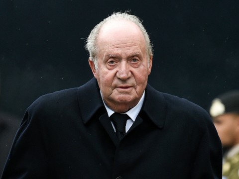 El rey Juan Carlos comunica a su hijo su decisi&oacute;n de abandonar Espa&ntilde;a