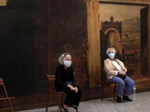 Grecia empieza a multar a los mayores de 60 a&ntilde;os no vacunados