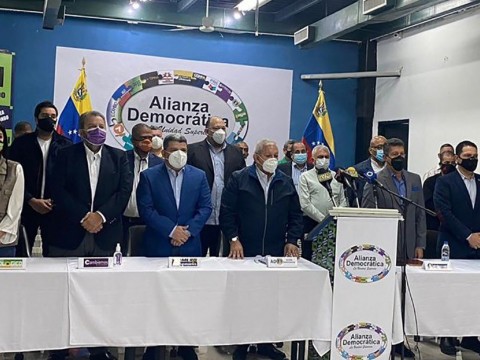 Henrry Falc&oacute;n asume rol opositor en Venezuela de cara a las elecciones regionales