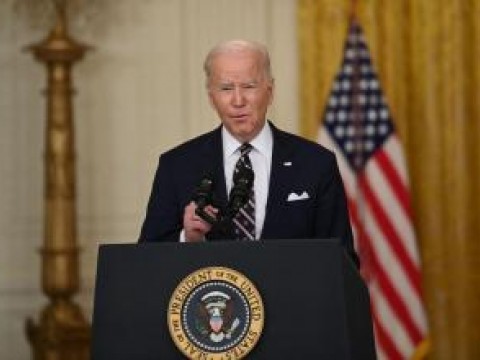 Biden impone sanciones a Rusia tras &ldquo;el principio de la invasi&oacute;n a Ucrania&raquo;