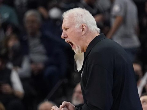 Popovich empata a Don Nelson como el entrenador de la NBA con m&aacute;s victorias
