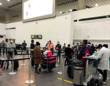 Las nuevas recomendaciones para viajar en avi&oacute;n por el COVID-19