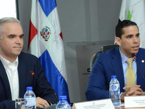CNSS aprueba traspaso de 20,000 servidores p&uacute;blicos al Sistema de Reparto
