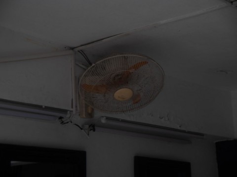 &iquest;C&oacute;mo enfrentan la falta de electricidad los moradores del Gran Santo Domingo?