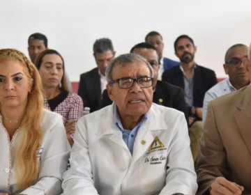 Colegio M&eacute;dico sostiene que dengue est&aacute; fuera de control
