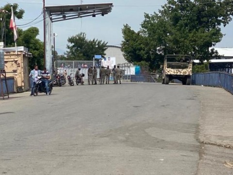 Cierran la frontera en Dajab&oacute;n y toma por sorpresa a dominicanos y haitianos