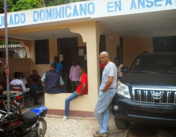 Canciller&iacute;a ha emitido 376,900 visas a haitianos desde agosto de 2020