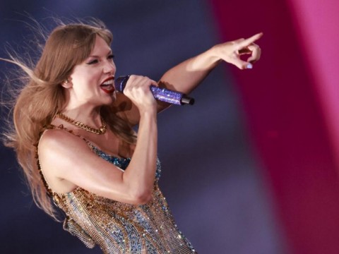 Taylor Swift encabeza liderazgo art&iacute;stico en 2023, Romeo Santos entre los dominicanos