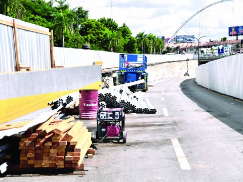 Trabajos de paso a desnivel de la 27 de Febrero marchan con lentitud