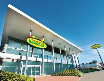 CCN abre horario exclusivo para personal de primera l&iacute;nea de emergencia en sus tiendas Supermercados Nacional y Jumbo