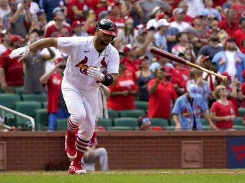 Rojos blanquean a Pujols y los Cardenales
