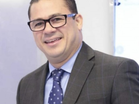 Comunicador Graymer M&eacute;ndez propone desembolso AFP de inmediato para los mayores de 55 a&ntilde;os