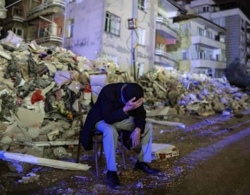 Tres muertos y 213 heridos tras dos nuevos terremotos en el sureste turco