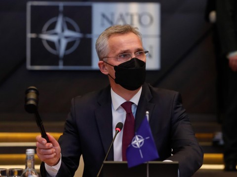 La OTAN condena operaci&oacute;n rusa en Ucrania