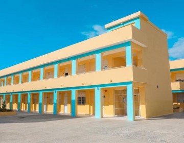 Instalar&aacute;n paneles solares en m&aacute;s de 300 escuelas del pa&iacute;s