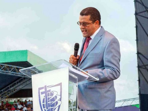 Evang&eacute;licos truenan contra el Papa: &ldquo;hace mucho tiempo que la iglesia de Francisco ha dejado de seguir la Biblia&rdquo;