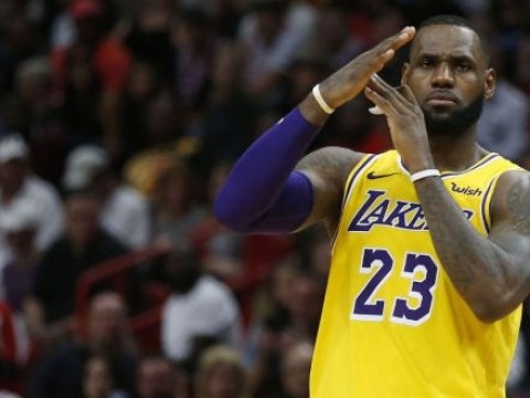 Lakers vuelven a perder, esta vez de los Rockets; Dallas tambi&eacute;n sufre derrota