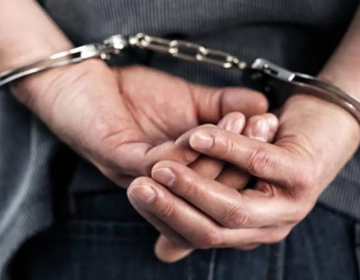 Polic&iacute;a Nacional apresan hombre acusado de violar menor