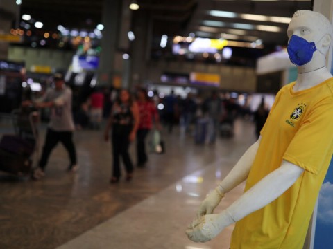 Trump proh&iacute;be la entrada a EEUU de pasajeros desde Brasil por coronavirus