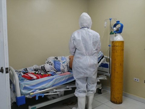 &Aacute;rea COVID-19 del hospital Moscoso Puello est&aacute; completamente llena