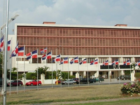 Diputados solo aprueban 17 d&iacute;as de declaratoria de Estado de Emergencia pedido por Medina 