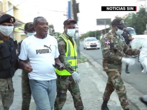 Cuidadanos comienzan a romper normas de distanciamiento social 