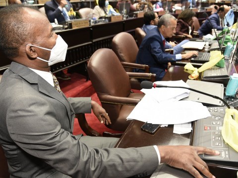 Diputados eligen comisi&oacute;n estudiar&aacute; iniciativa crea inhabilitaci&oacute;n de personas hayan abusado de menores