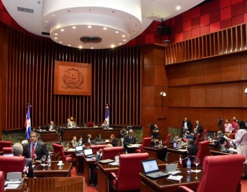 Legisladores perremeistas niegan medici&oacute;n de fuerzas entre Hip&oacute;lito y  Abinader