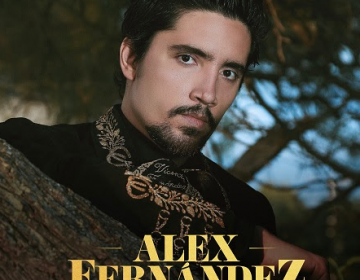 ALEX FERN&Aacute;NDEZ&nbsp;dedica conmovedor tributo a mentor e inspiraci&oacute;n musical en&nbsp;&ldquo;MI ABUELO VINO A VISITARME&rdquo;