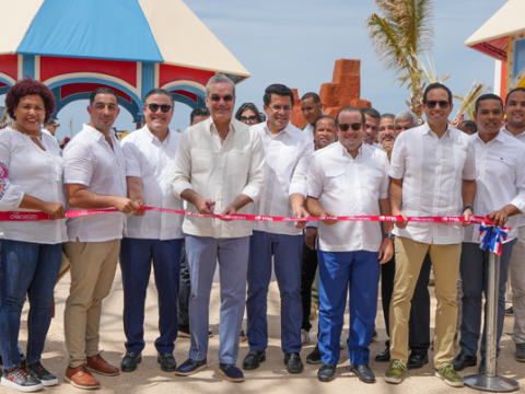 Presidente Abinader inaugura segunda fase de Cabo Rojo y recibe tercer crucero
