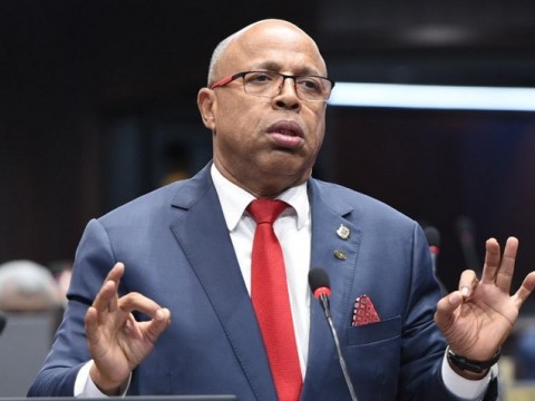 Alfredo Pacheco garantiza consenso con la JCE en proyectos electorales