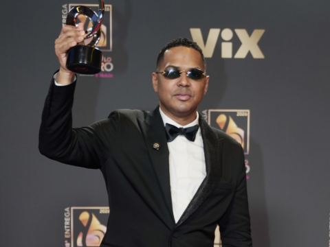 Alofoke Music gana su primer Premio Lo Nuestro y lanza &ldquo;S&uacute;belo&rdquo;, su primer compilado oficial junto a Sony Music CAC