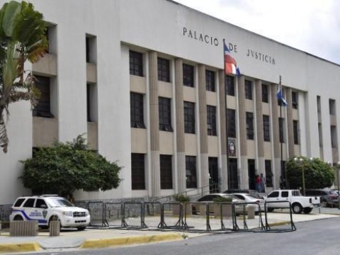 Ministerio P&uacute;blico busca pena m&aacute;xima para acusados de rociar "&aacute;cido del diablo" a la joven Yocairi Amarante Rodr&iacute;guez&nbsp;