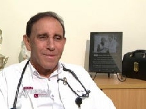 !Buena Noticia! Dan alta m&eacute;dica al Dr. Cruz Jimini&aacute;n tras recuperarse satisfactoriamente del COVID-19