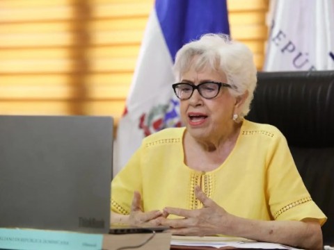 Ortiz Bosch apoya contacto Gobierno y la gente