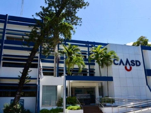 Caasd pide a ciudadanos reportar fugas y aver&iacute;as para preservar el agua en el GSD