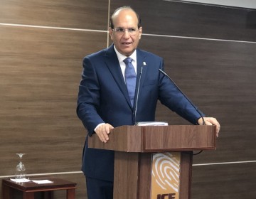 Casta&ntilde;os Guzm&aacute;n pone elecciones del 5 de julio en manos de Dios