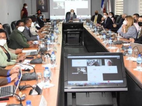 CNSS autoriza afiliaci&oacute;n de trabajadores suspendidos FASE I al SeNaSa 