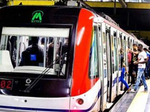 Llegan 3 nuevos vagones que ser&aacute;n incorporados al Metro de Santo Domingo 
