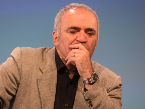 Francia incauta superyate vinculado al presidente de grupo petrolero ruso