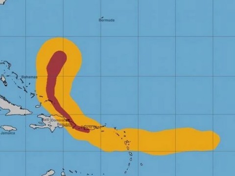 El hurac&aacute;n Fiona rumbo a Canad&aacute; tras pasar por Bermudas