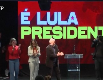 Brasil ir&aacute; a segunda vuelta tras sorpresa de Bolsonaro