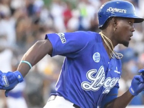 Ronny y Elvin se lucen ante &Aacute;guilas Cibae&ntilde;as