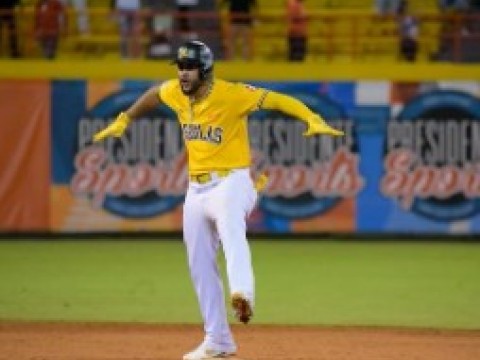 Torres decide para las &Aacute;guilas ante Gigantes, llegan a 30 victorias