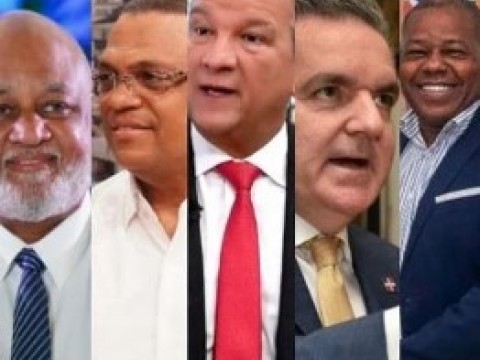 Entre licencias, destituciones y renuncias: Las bajas del tren gubernamental