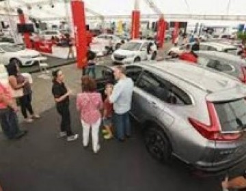 Por compra de veh&iacute;culos ingres&oacute; al Estado RD$23,408.6 millones